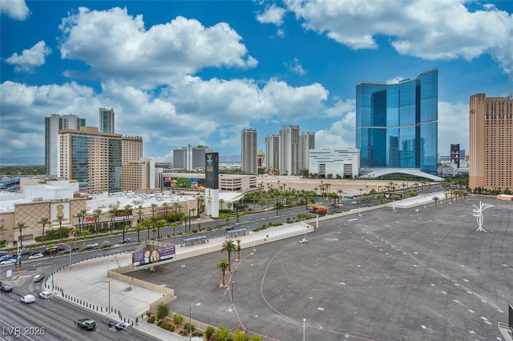 200 Sahara, Las Vegas, NV 89102