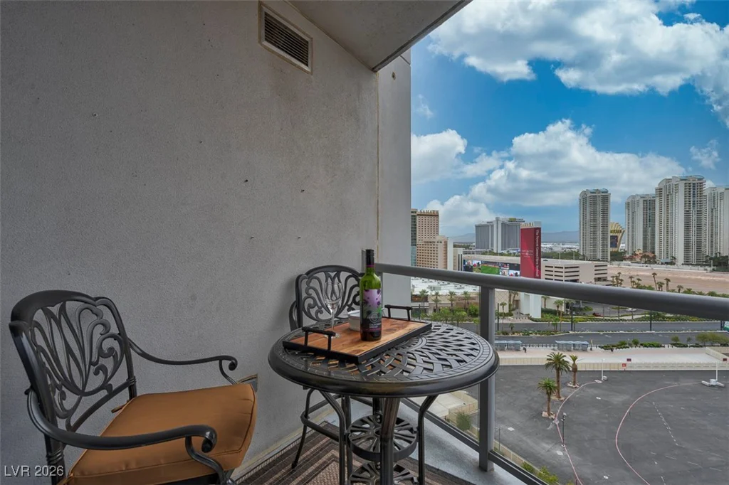 200 Sahara, Las Vegas, NV 89102