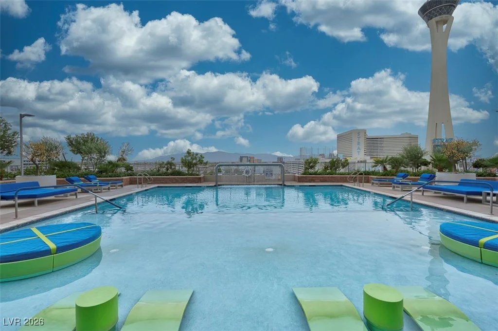 200 Sahara, Las Vegas, NV 89102