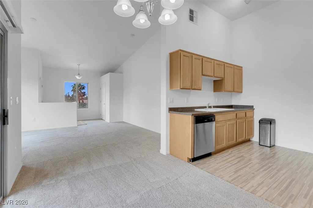 8805 Jeffreys, Las Vegas, NV 89123