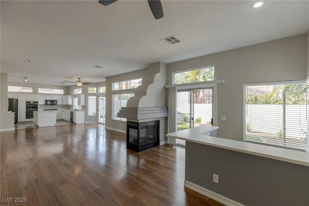 2084 Eaglepath, Henderson, NV 89074