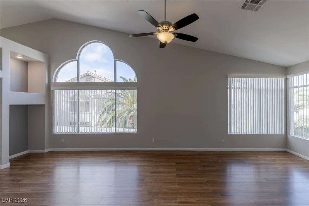 2084 Eaglepath, Henderson, NV 89074