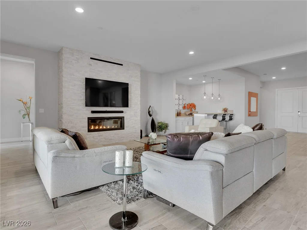 102 Appia, Henderson, NV 89011