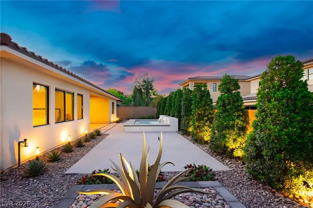 102 Appia, Henderson, NV 89011