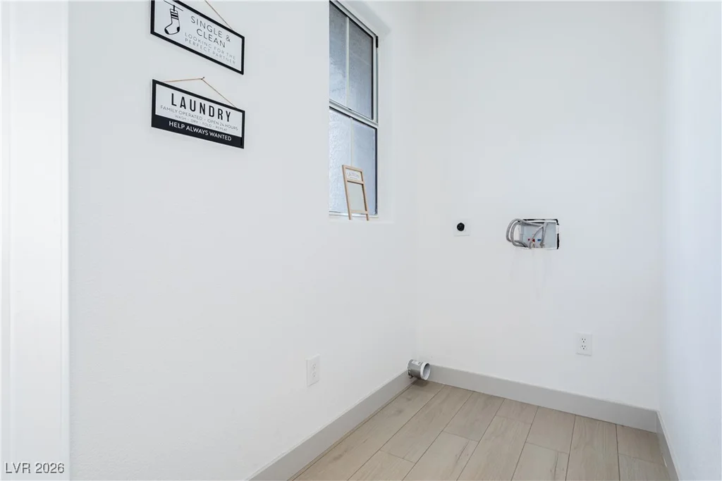 2589 Evansville, Henderson, NV 89052