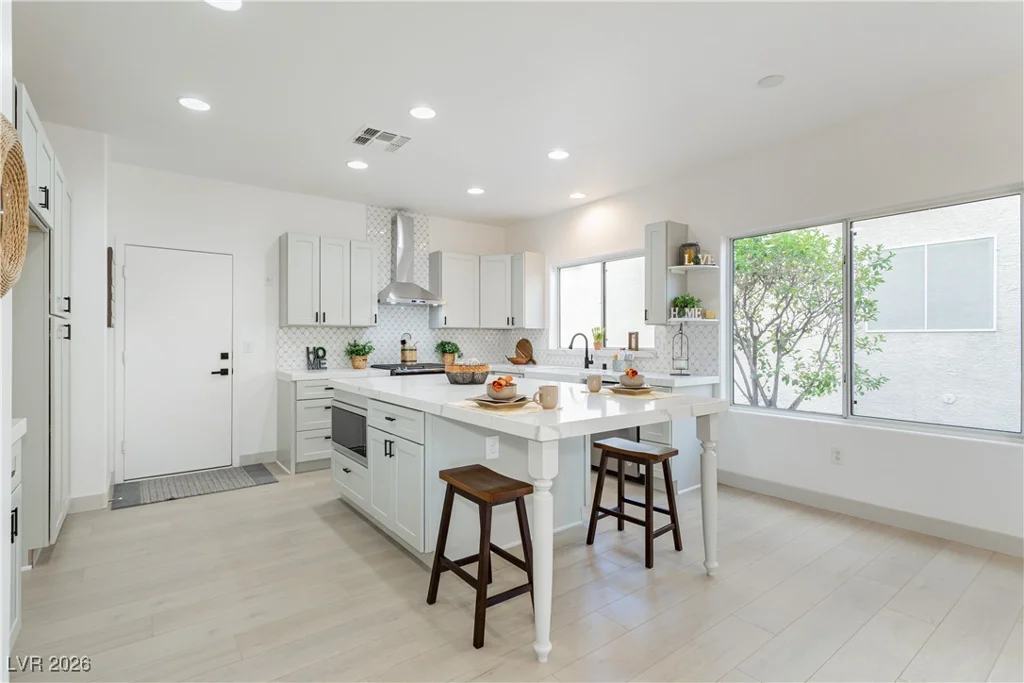 2589 Evansville, Henderson, NV 89052