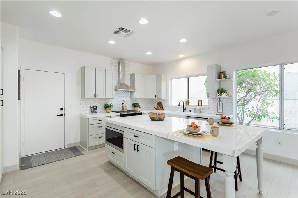 2589 Evansville, Henderson, NV 89052