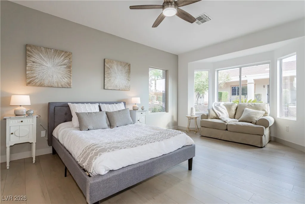 2589 Evansville, Henderson, NV 89052