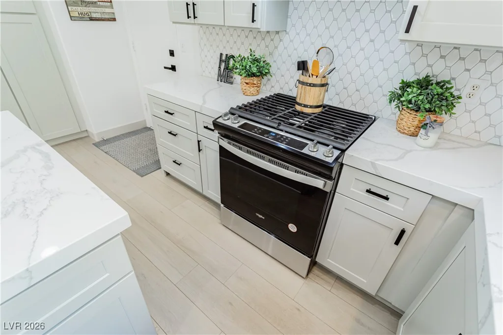 2589 Evansville, Henderson, NV 89052