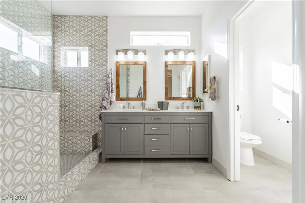 2589 Evansville, Henderson, NV 89052