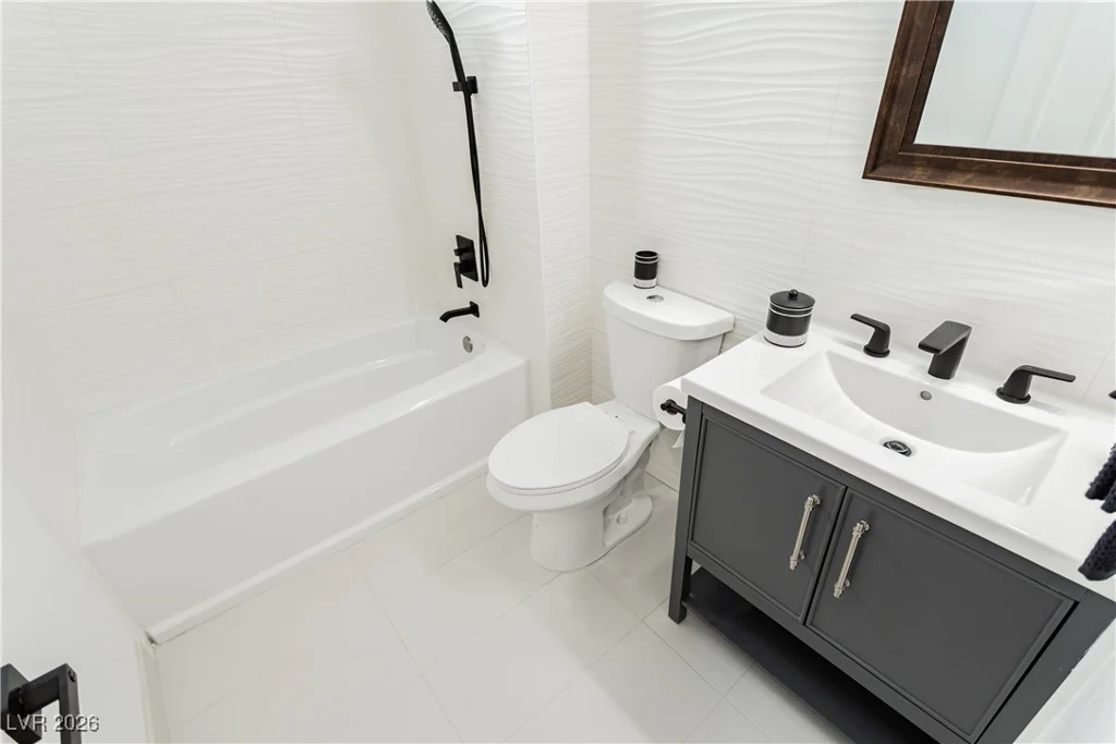 2589 Evansville, Henderson, NV 89052