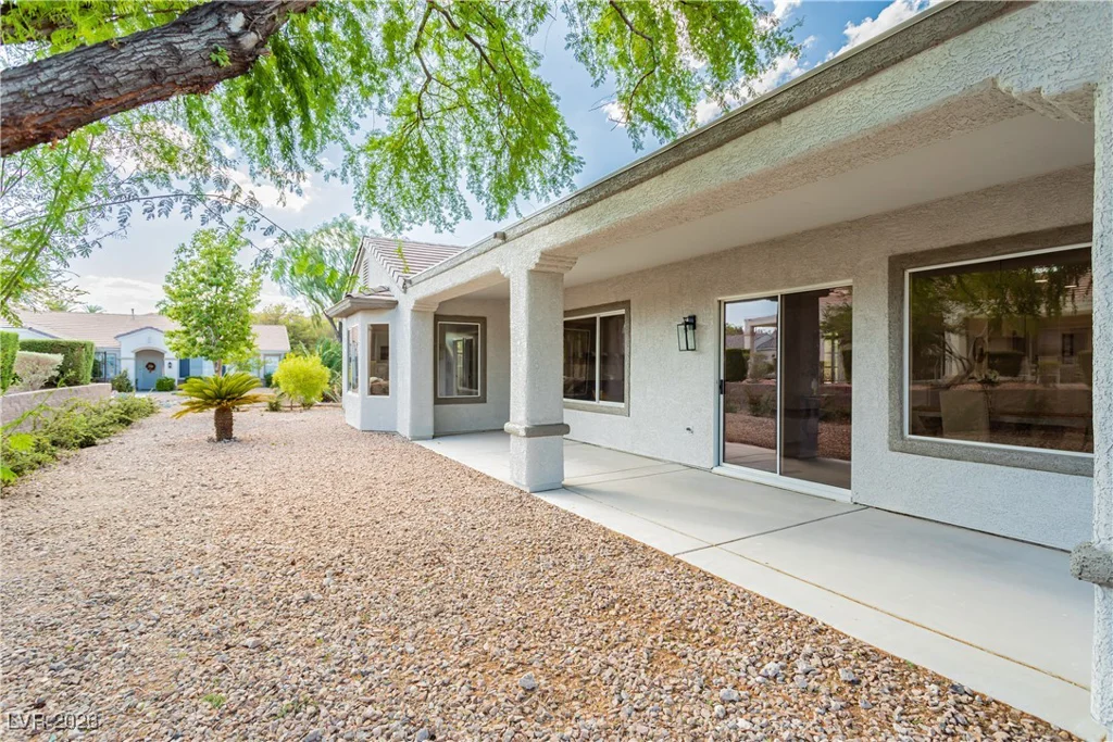 2589 Evansville, Henderson, NV 89052