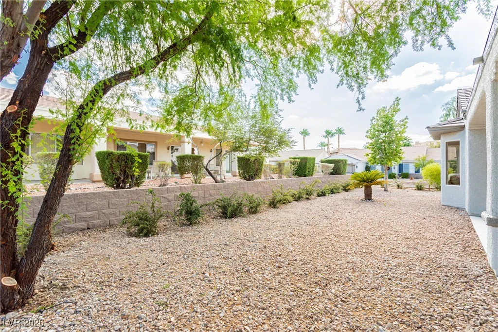 2589 Evansville, Henderson, NV 89052