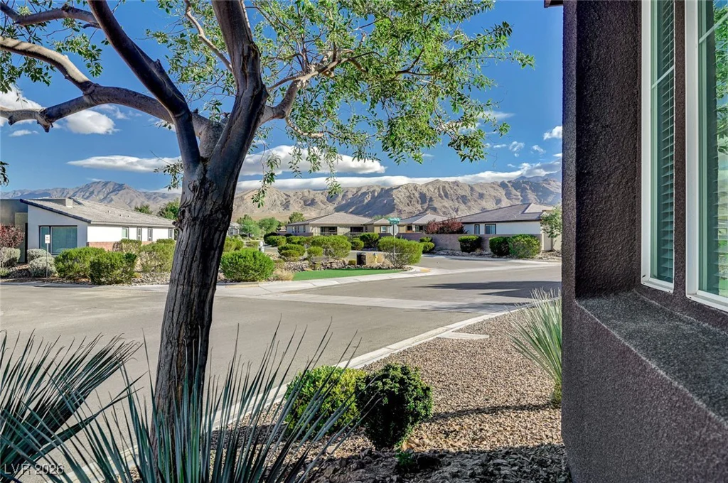 4829 Beacon Ridge, Pahrump, NV 89061