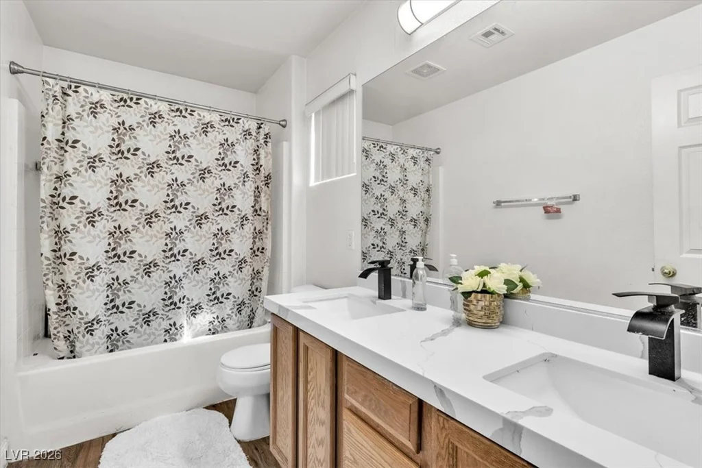 909 Nevada Blaze, North Las Vegas, NV 89081