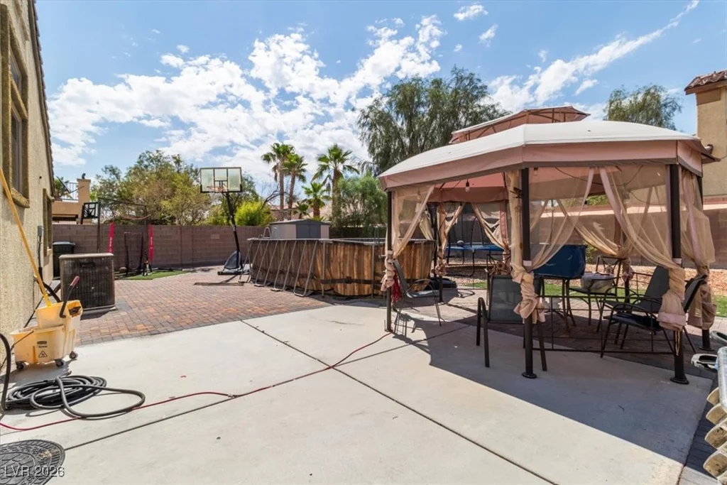 909 Nevada Blaze, North Las Vegas, NV 89081