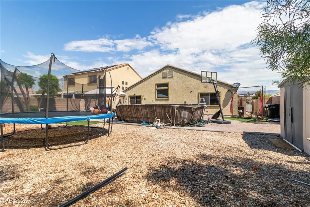 909 Nevada Blaze, North Las Vegas, NV 89081
