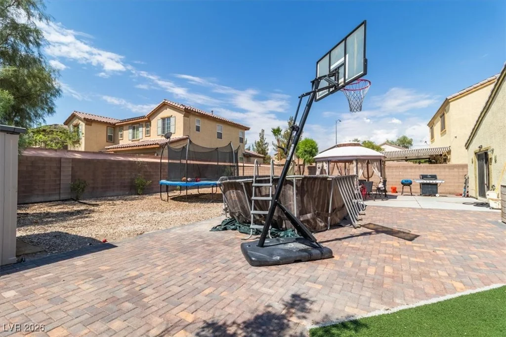 909 Nevada Blaze, North Las Vegas, NV 89081