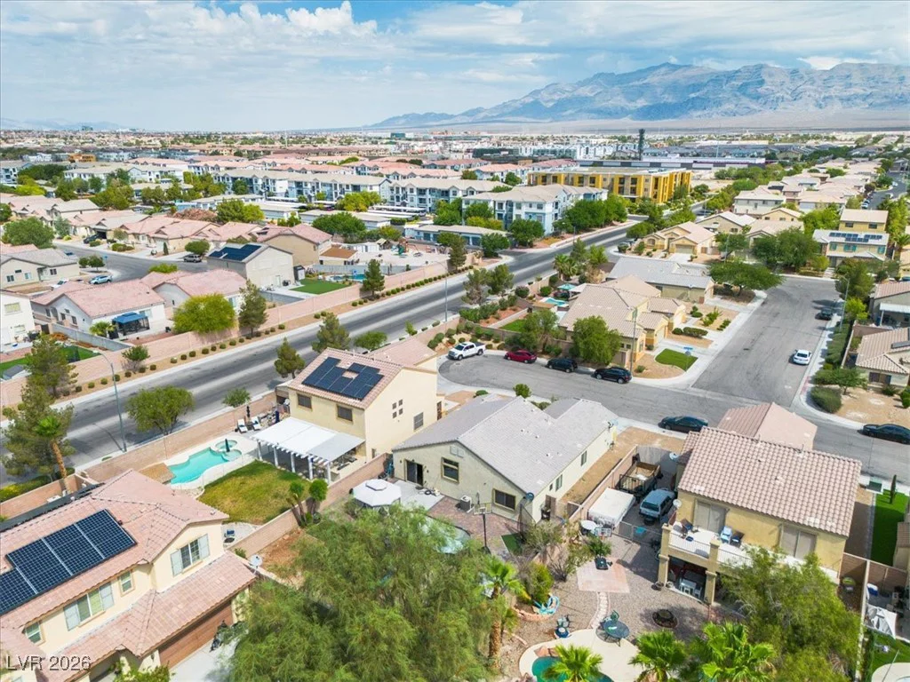 909 Nevada Blaze, North Las Vegas, NV 89081