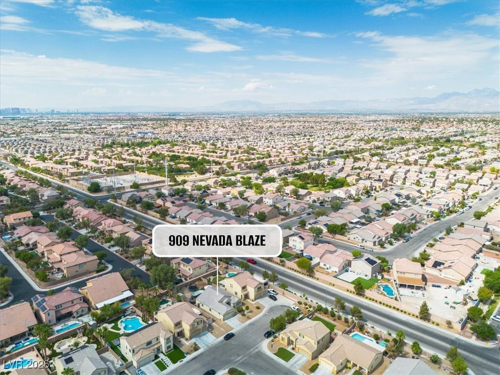909 Nevada Blaze, North Las Vegas, NV 89081