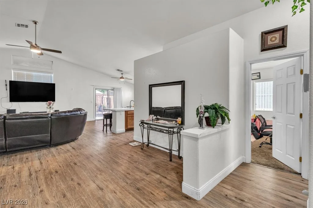 909 Nevada Blaze, North Las Vegas, NV 89081