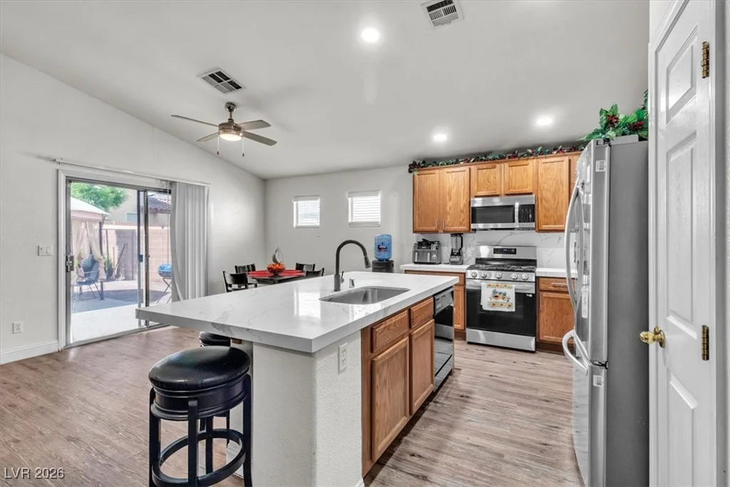 909 Nevada Blaze, North Las Vegas, NV 89081