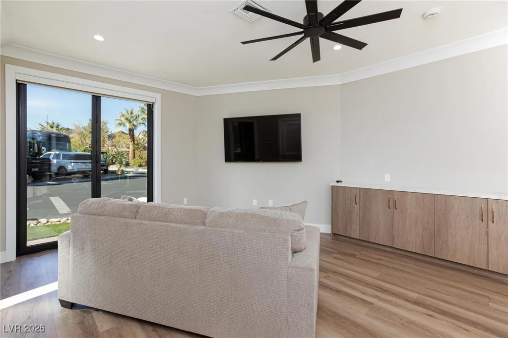 8175 Arville, Las Vegas, NV 89139