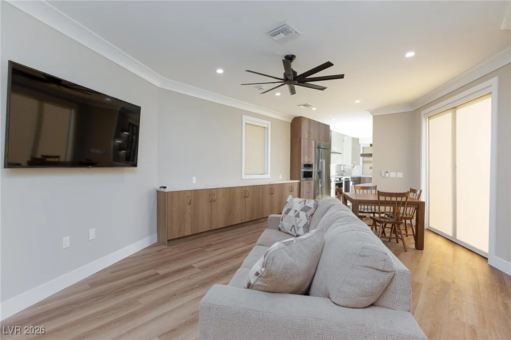 8175 Arville, Las Vegas, NV 89139
