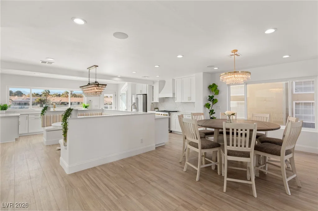 2493 Sun Reef, Las Vegas, NV 89128