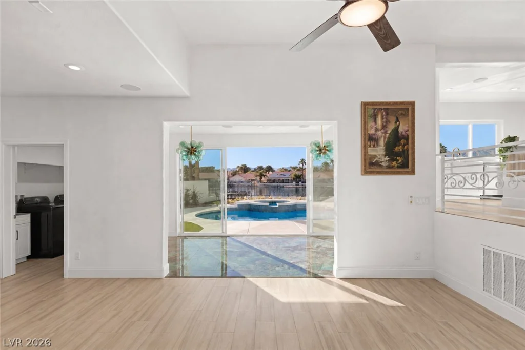 2493 Sun Reef, Las Vegas, NV 89128