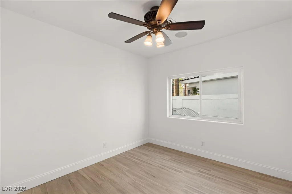 2493 Sun Reef, Las Vegas, NV 89128