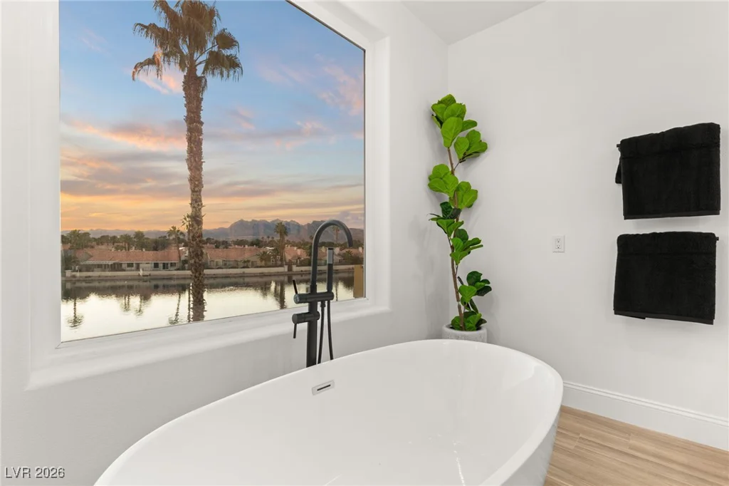 2493 Sun Reef, Las Vegas, NV 89128