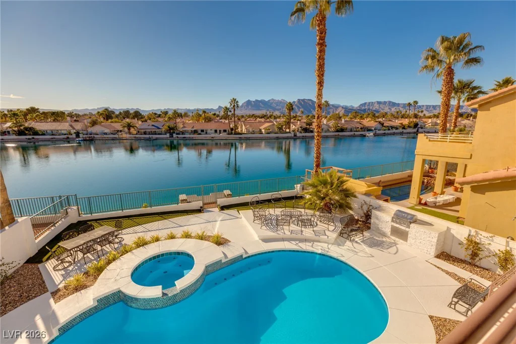 2493 Sun Reef, Las Vegas, NV 89128