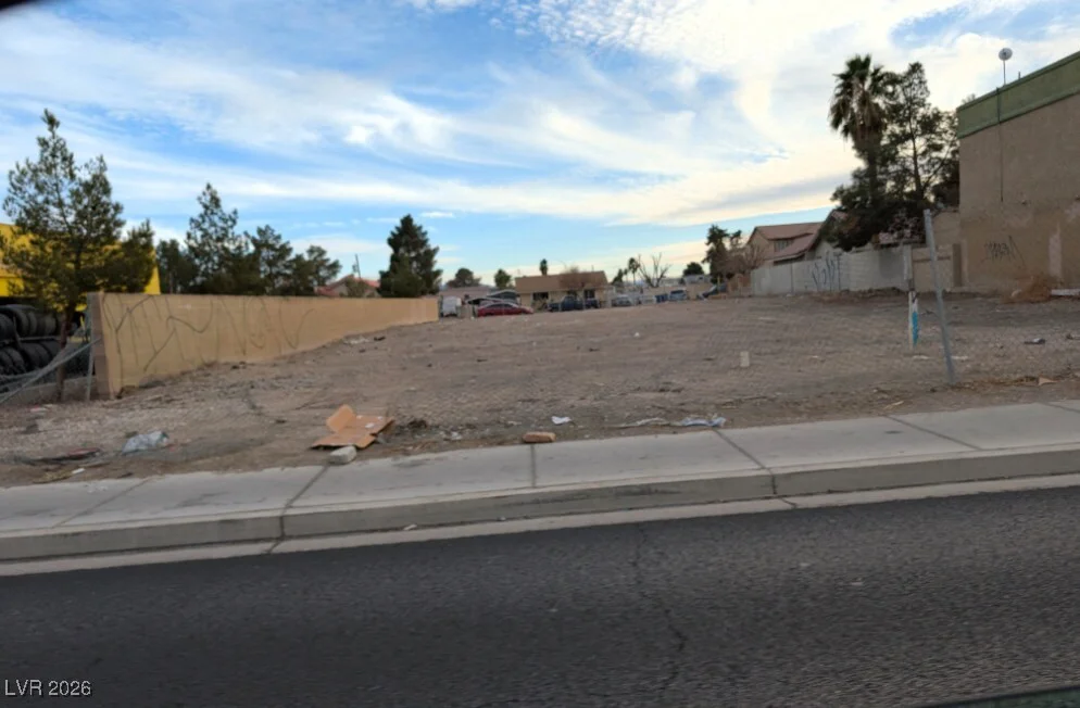 4835 Charleston, Las Vegas, NV 89104