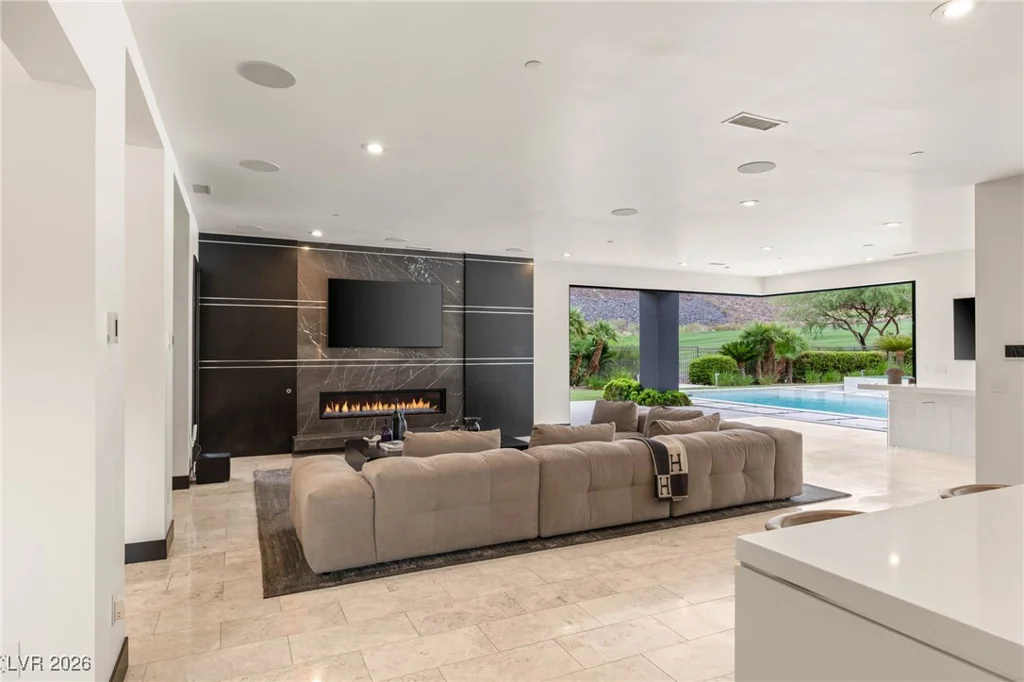 584 Saint Croix, Henderson, NV 89012