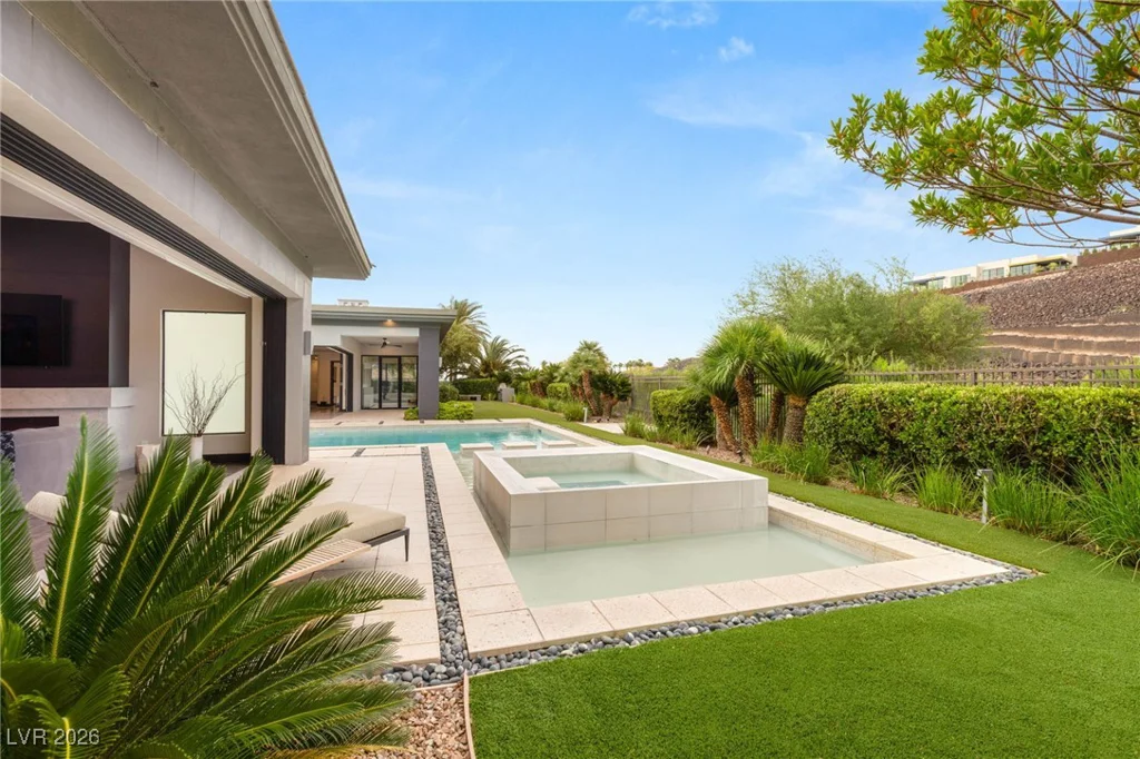 584 Saint Croix, Henderson, NV 89012