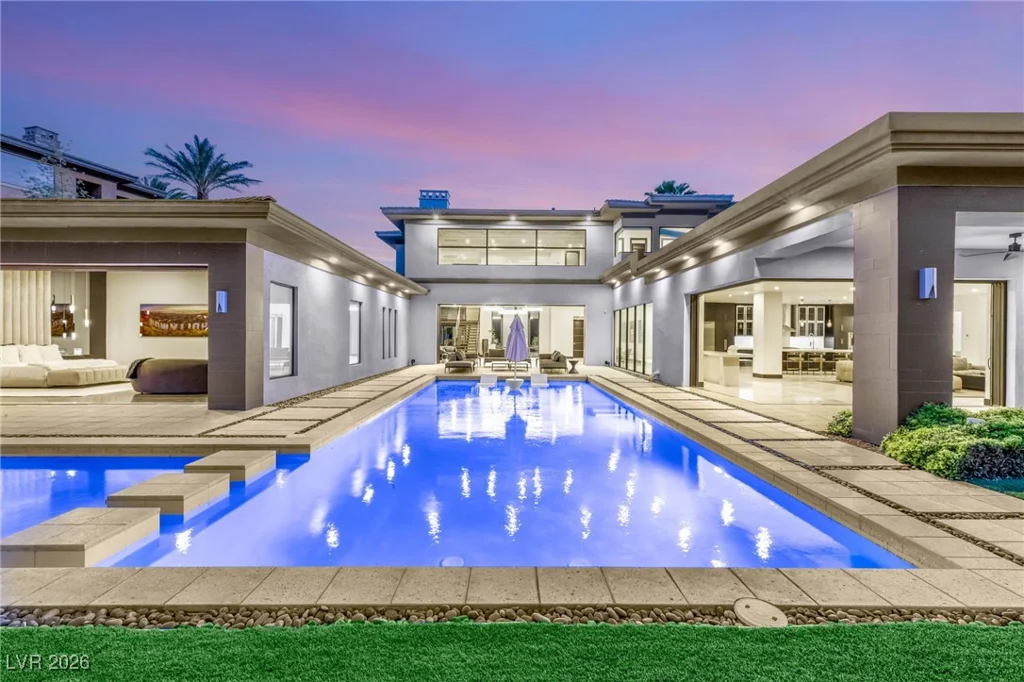 584 Saint Croix, Henderson, NV 89012