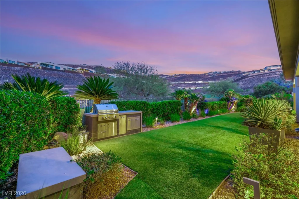 584 Saint Croix, Henderson, NV 89012