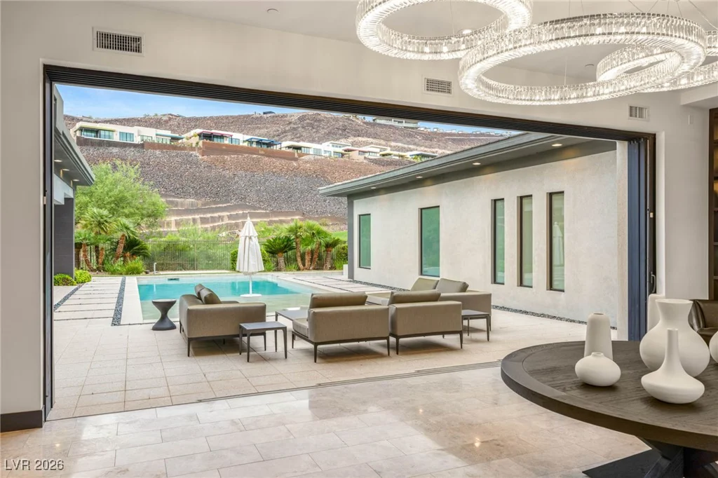 584 Saint Croix, Henderson, NV 89012