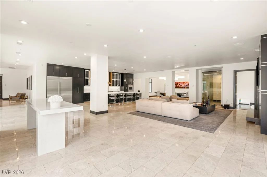 584 Saint Croix, Henderson, NV 89012