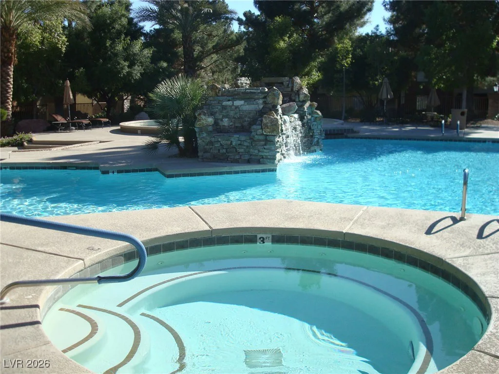 2200 FORT APACHE, Las Vegas, NV 89117