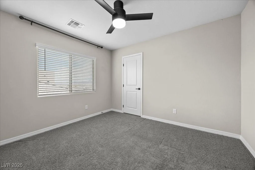 7077 Sunland Hills, Las Vegas, NV 89113