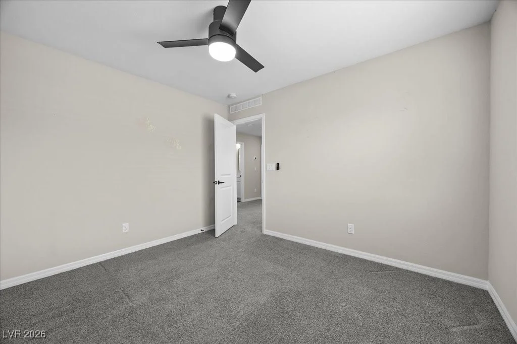 7077 Sunland Hills, Las Vegas, NV 89113