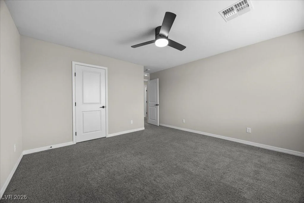 7077 Sunland Hills, Las Vegas, NV 89113
