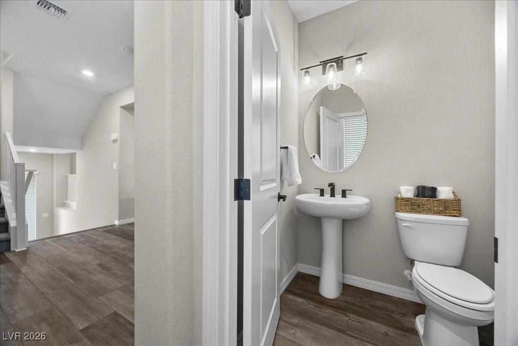 7077 Sunland Hills, Las Vegas, NV 89113