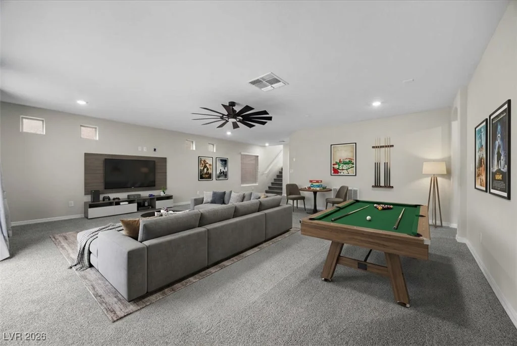 7077 Sunland Hills, Las Vegas, NV 89113