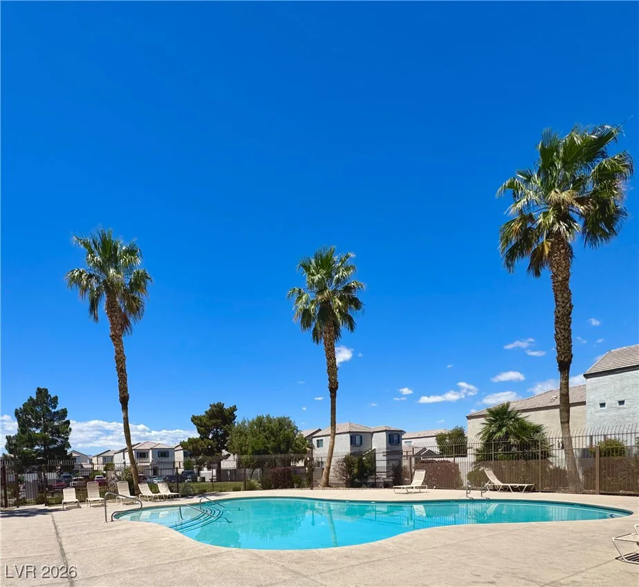 10034 Swimming Hole, Las Vegas, NV 89183