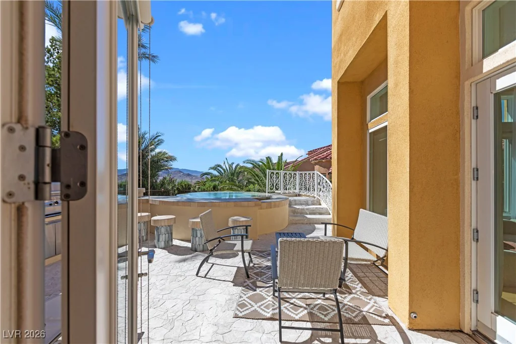 18 Cerchio Alto, Henderson, NV 89011