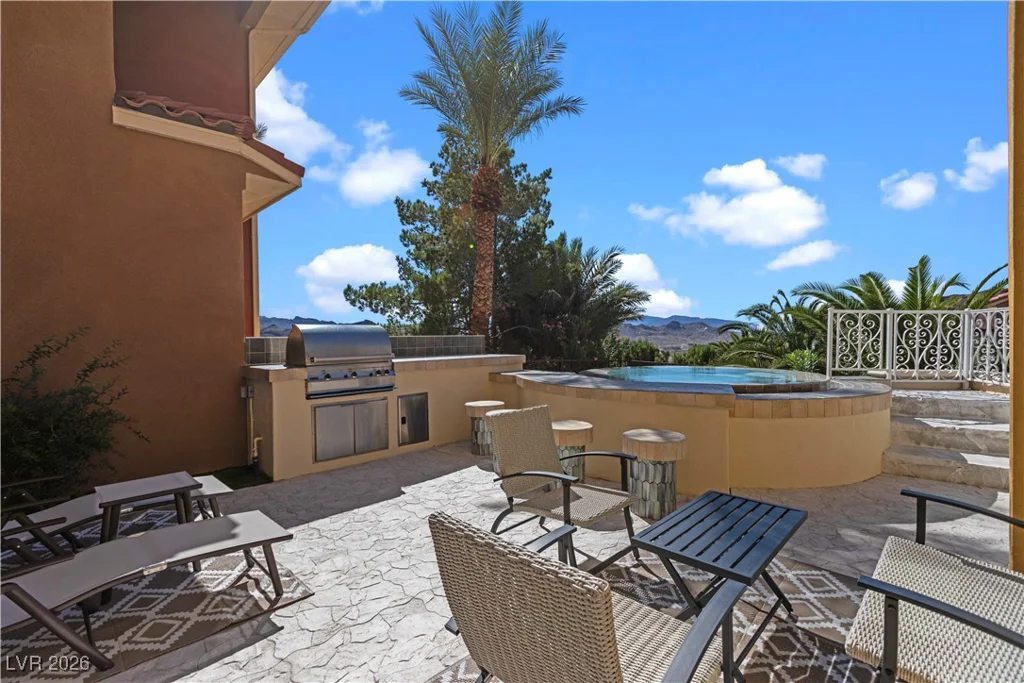 18 Cerchio Alto, Henderson, NV 89011