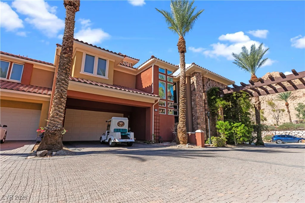18 Cerchio Alto, Henderson, NV 89011